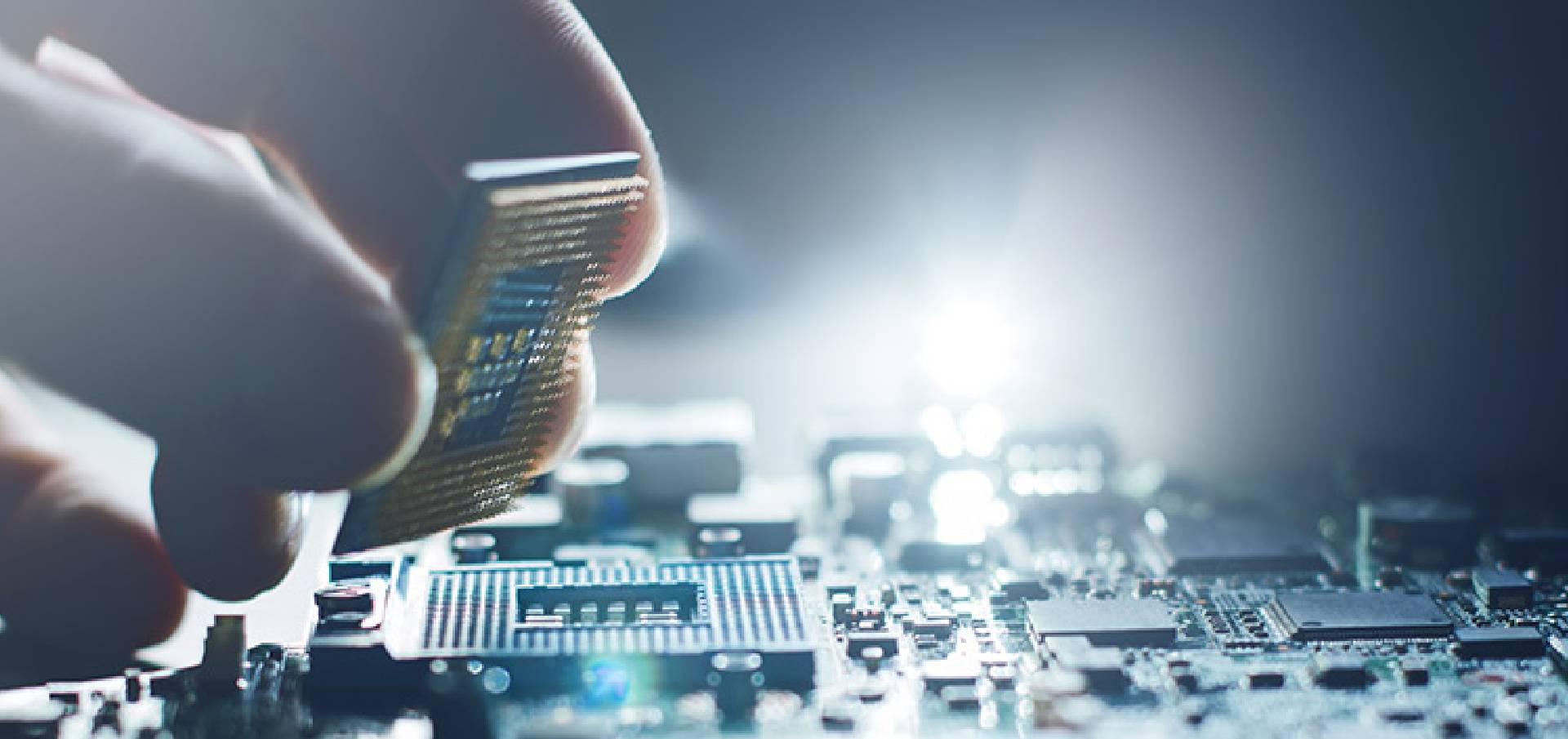 Ingeniería electrónica, ¿qué la diferencia de otras? | BlogUCSP